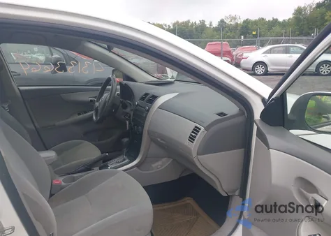 2010 Toyota Corolla Le z USA, uszkodzony, nr VIN 2T1BU4EE2AC293934